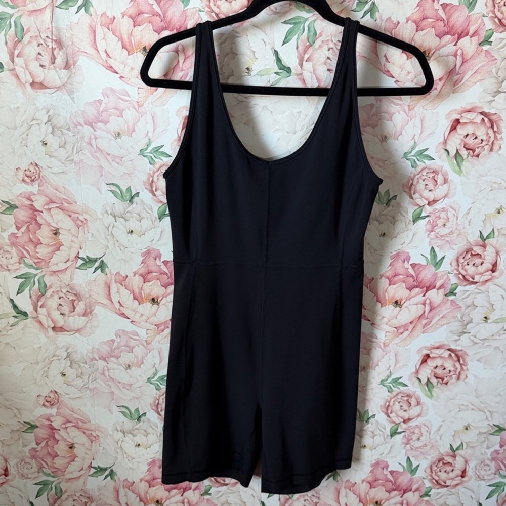 Lululemon Sweat Intention Onesie Sz 8 - Picture 4 of 8